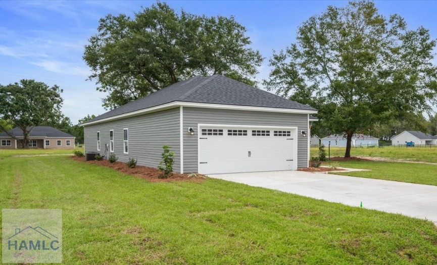 Attached Garage