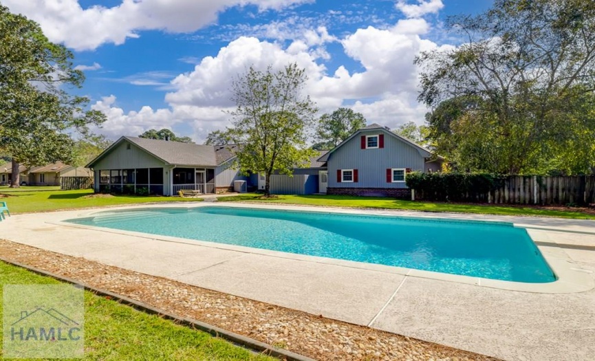 Beautiful in-ground pool