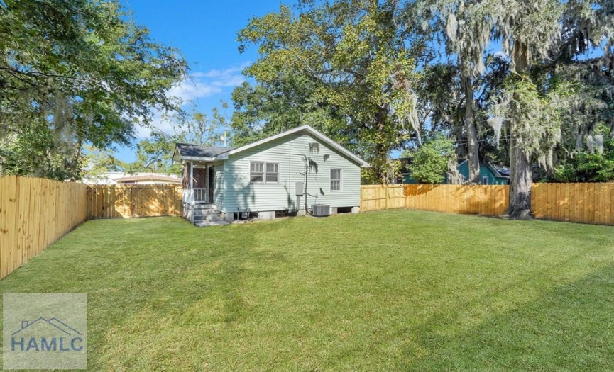 Spacious and Newly Fenced Backyard